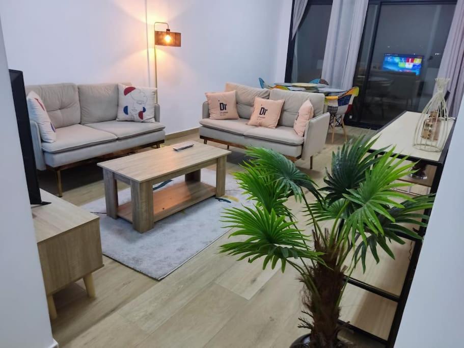 Superbe Appartement Avec Parking Gratuit Et Garde Dakar Buitenkant foto