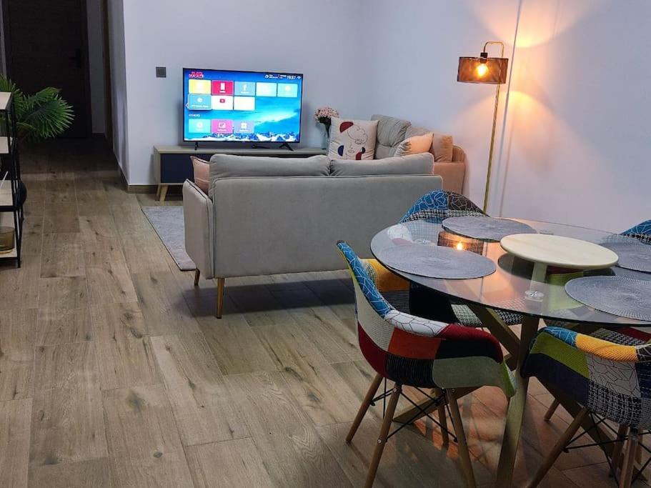 Superbe Appartement Avec Parking Gratuit Et Garde Dakar Buitenkant foto